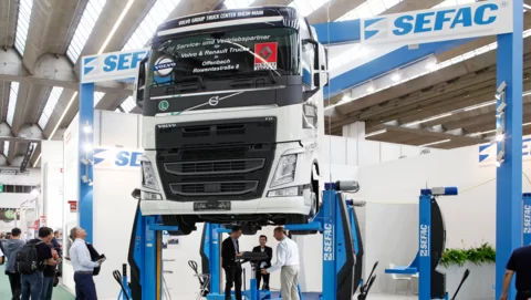 Trade  buyers Automechanika Dubai